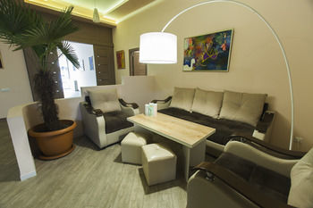Hotel Holiday Hostel