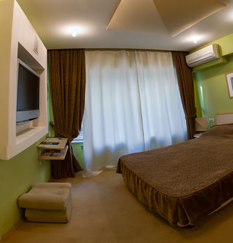 Bulvar Inn Hotel