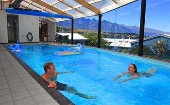 Spinnaker Bay Apartments