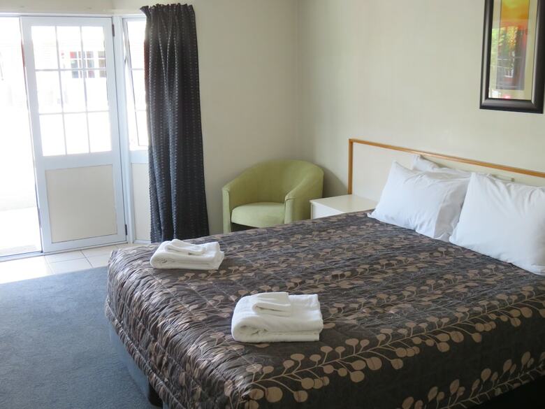 Hotel Admirals Motor Lodge