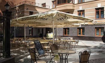 Aglaya Hotel & Courtyard