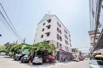 Aparthotel Thip Mansion Don Mueang Airport