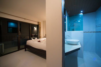 Srichada Hotel