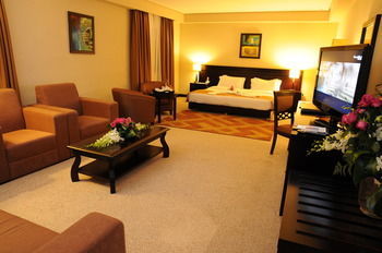 Monroe Hotel