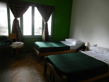 Acequias Bed And Breakfast