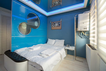 Aparthotel Element Suites