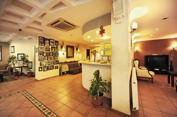 Hotel �st�n Otel Alsancak