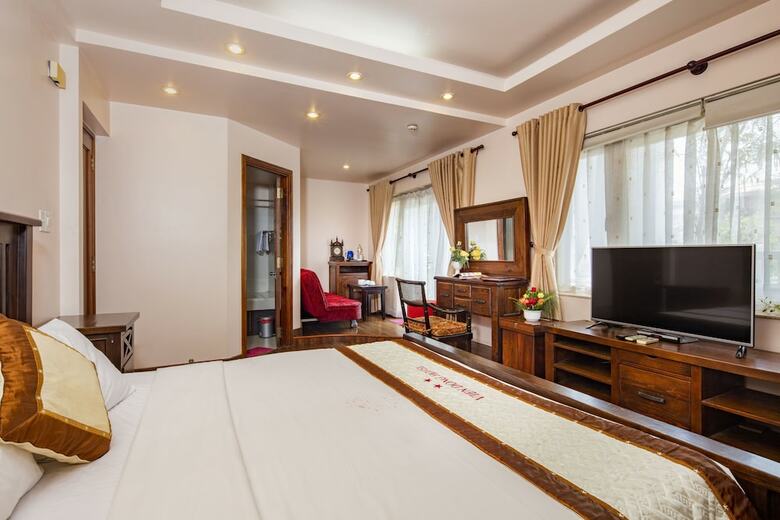 Vien Dong Hotel Phu My Hung