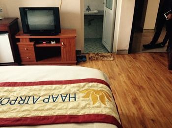 Hotel Haap Airport View Apartment