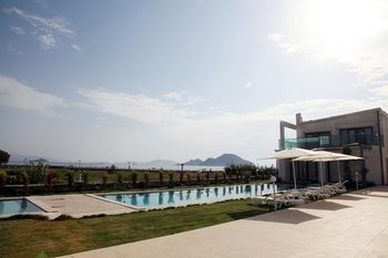Apartamento Aegean Pearl Suites