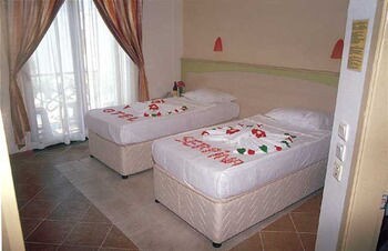 Serpina Hotel