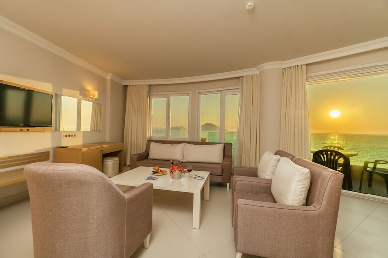 Dragut Point South Hotel � All Inclusive