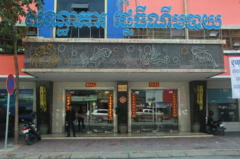 Platinum Bay Hotel