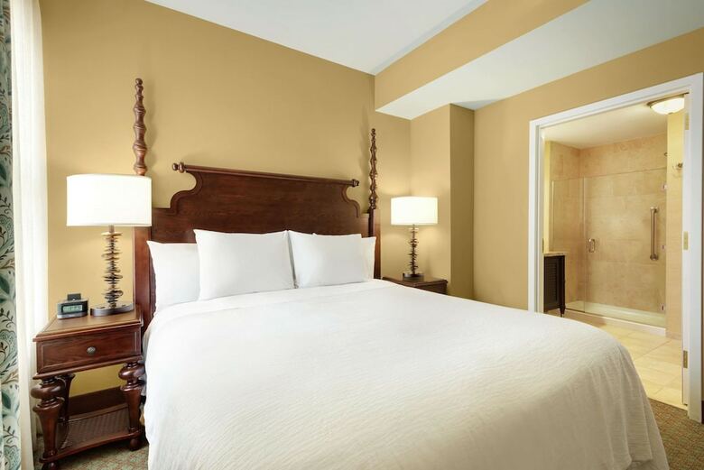 Hotel Embassy Suites Savannah
