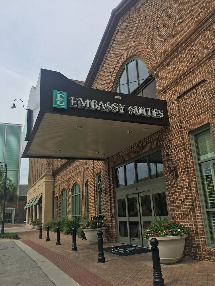 Hotel Embassy Suites Savannah