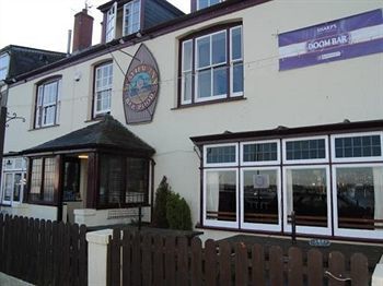 Hostal Seaview Inn