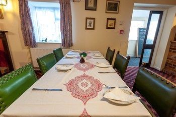 Hostal Sheaf Of Arrows