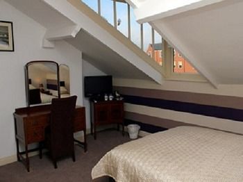Bed & Breakfast 17 West Street