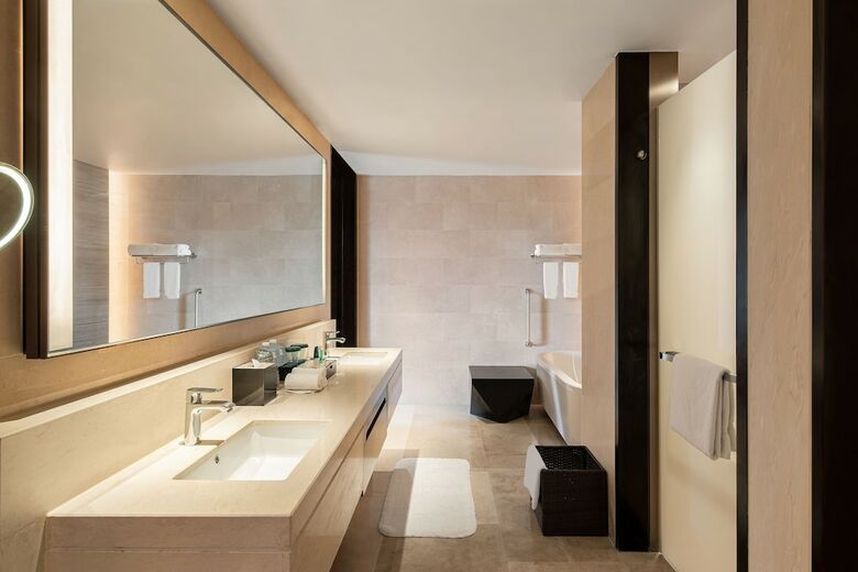 Hotel Four Points By Sheraton Chengdu, Anren