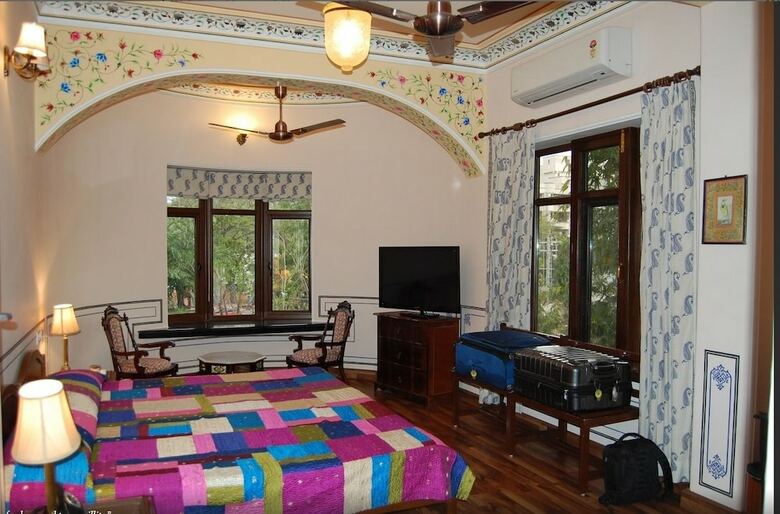 Hotel Jas Vilas