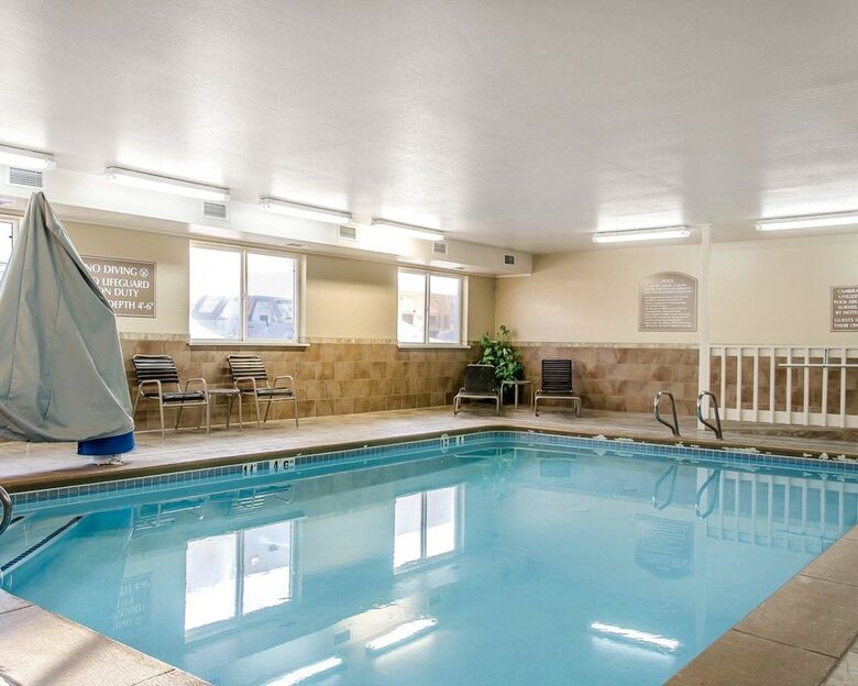 Hotel Quality Inn & Suites