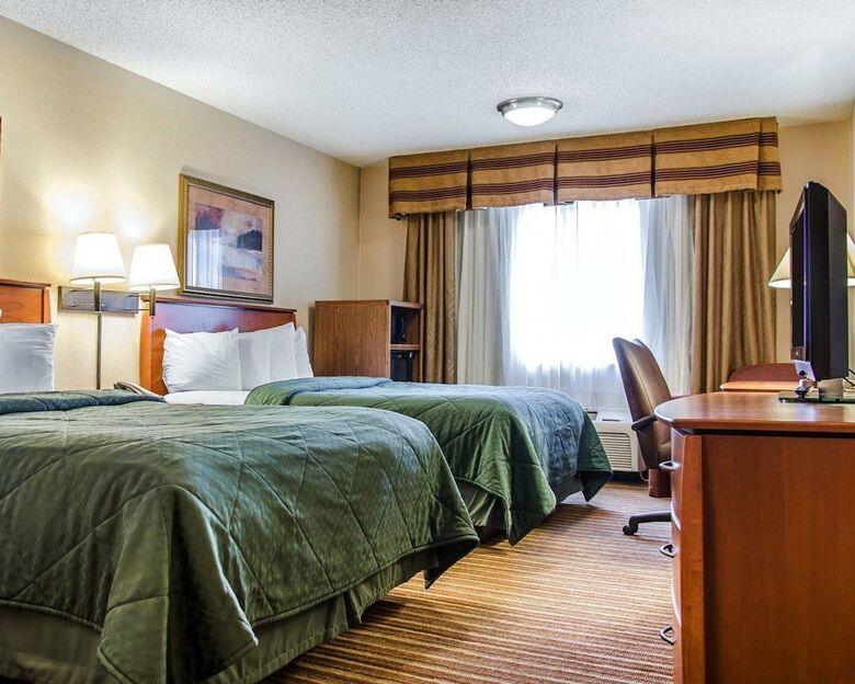 Hotel Quality Inn & Suites
