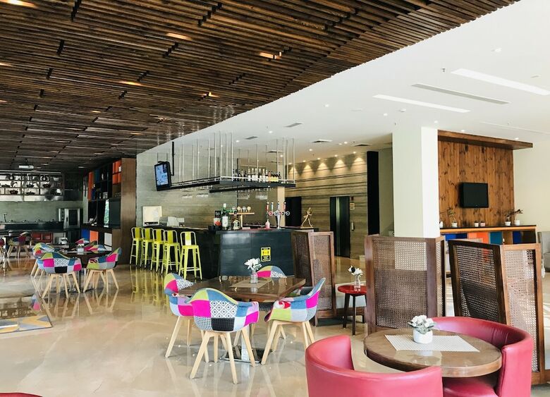 Citrus Hotels Gurgaon Central
