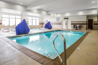 Hotel Comfort Suites