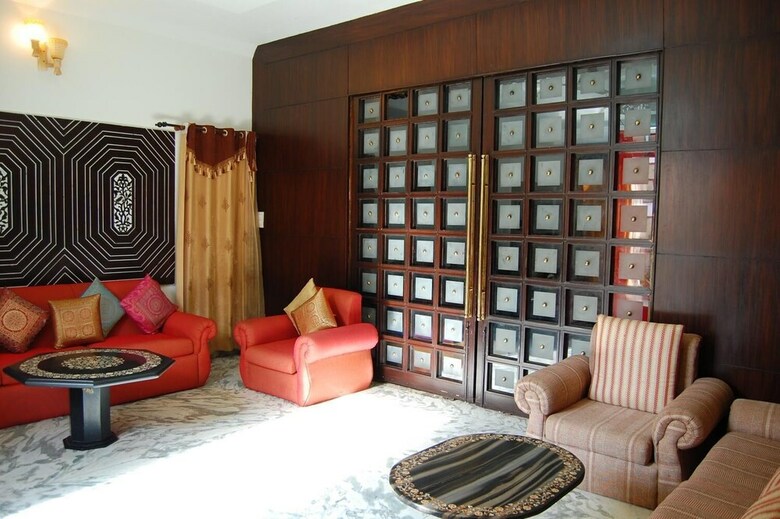 Sai Home Stay Bed And Breakfast
