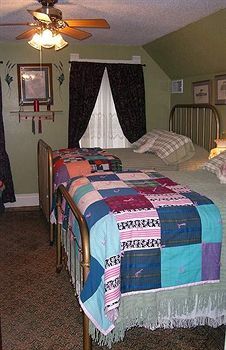 Bed & Breakfast Stauer House B & B