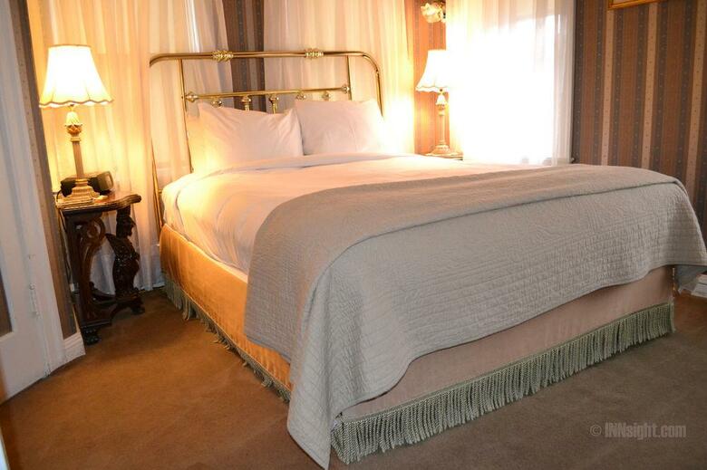 Hostal Cedar Gables Inn