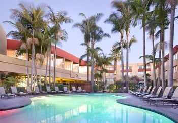 Hotel Ventura Beach Marriott