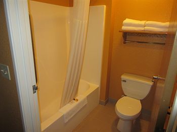 Hotel Parkfield Inn