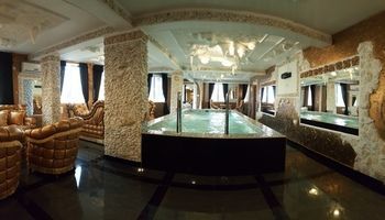 Bali Colosseum Hotel