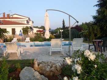 Hotel Holiday