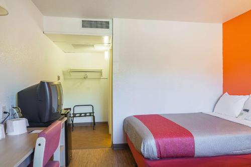 Motel 6 Russellville Ar