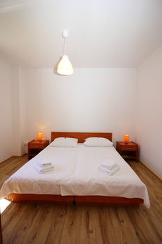 Bacan Serviced Apartments