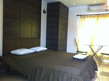 Hotel Rushabh Home