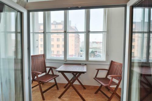 Spacious Prague View Apartment