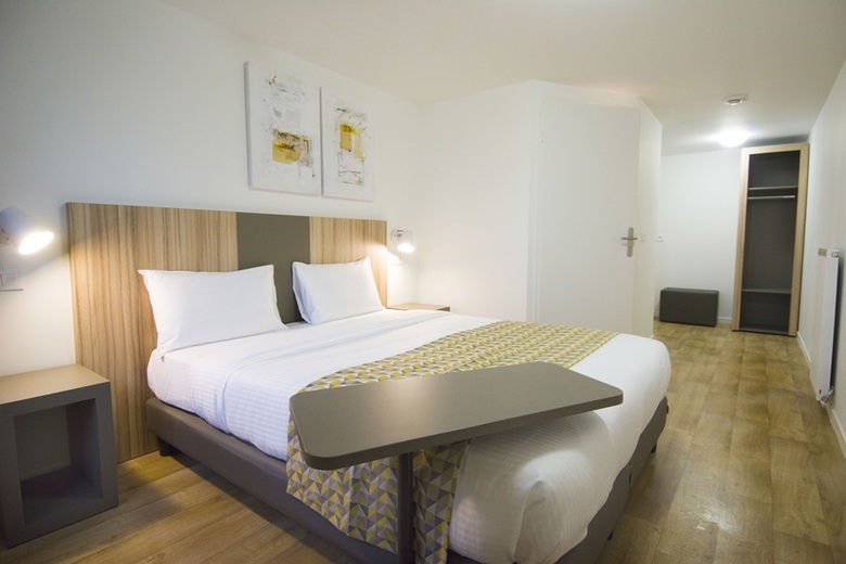 Hotel Lodge In M.i.s