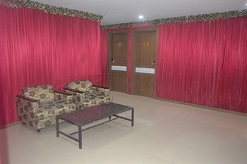 Z Suites Hotel