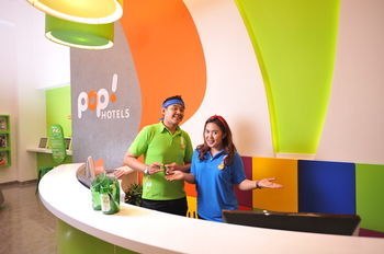 Pop! Hotel Diponegoro Surabaya