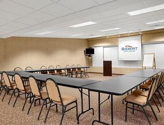 Hotel Baymont Inn And Suites Elkhart