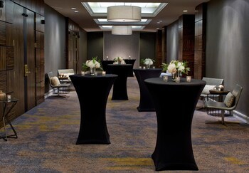 Hotel Minneapolis Marriott West
