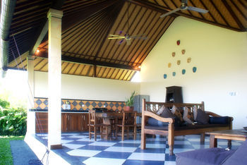 Hotel Kubu Kedungu Villas
