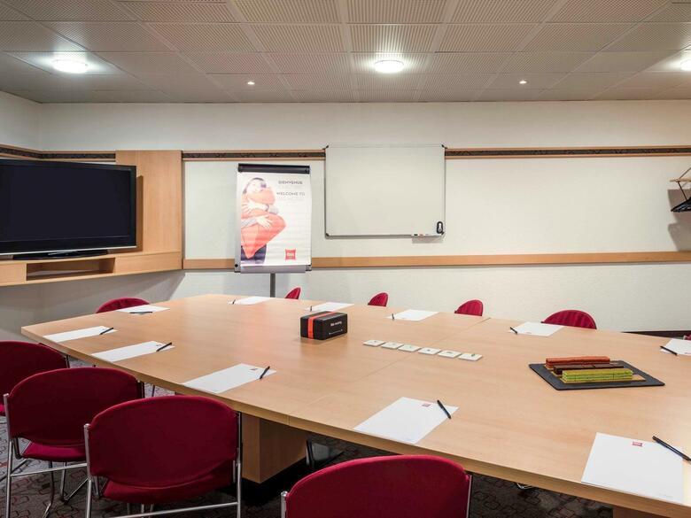 Hotel Ibis Paris La D�fense Centre
