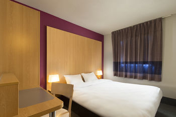 Hotel B&B H�tel Tours Centre St-avertin