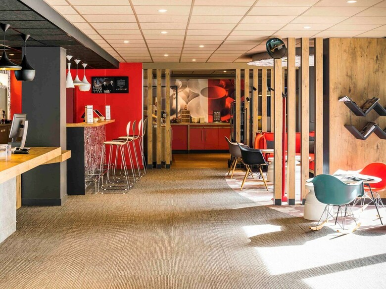 Hotel Ibis Paris Pont De Suresnes