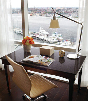 Four Seasons Hotel Baltimore