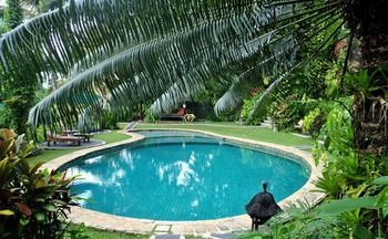 Apartamento Alam Sari Keliki Resort & Spa